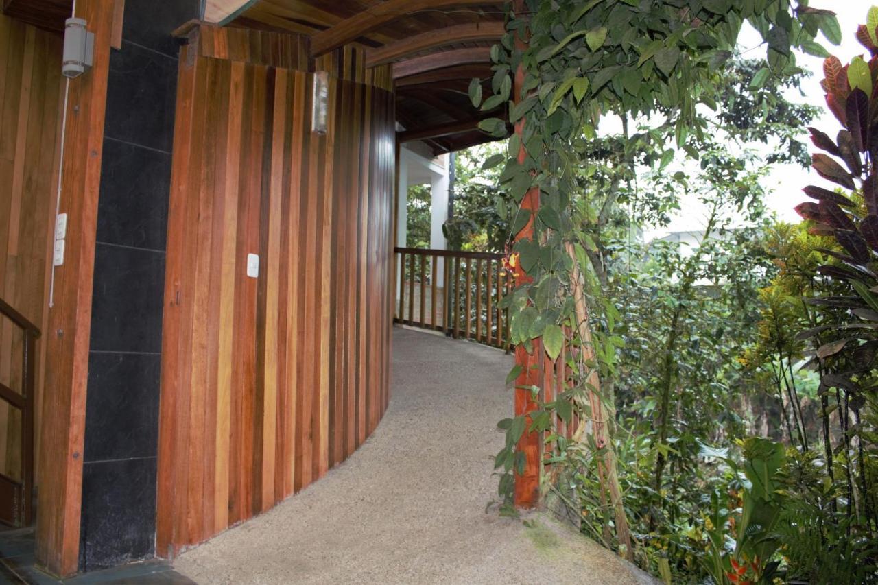 Zafiro Boutique Hotel Mindo Extérieur photo