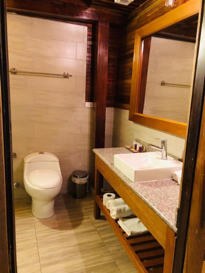 Zafiro Boutique Hotel Mindo Extérieur photo